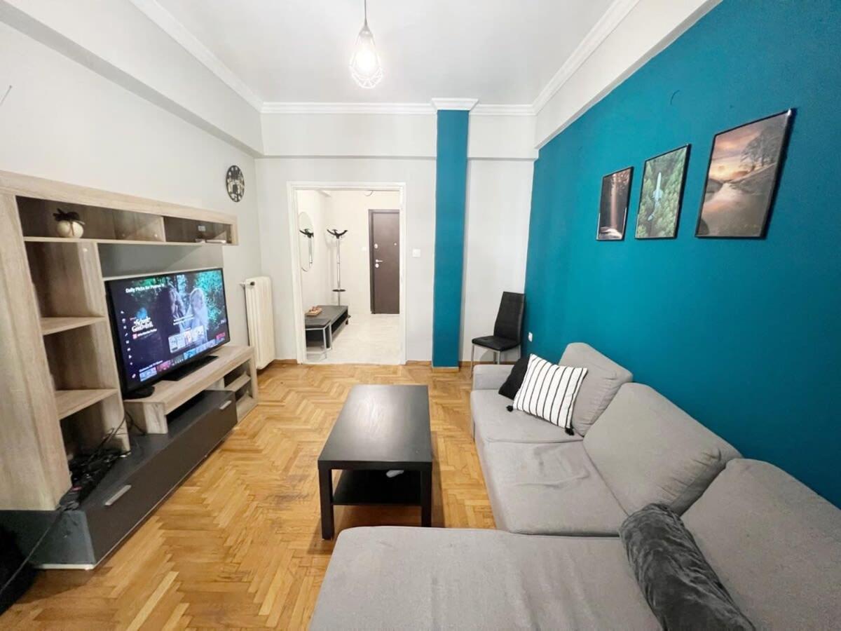 Central Apartment 3' To Metaksourgio Metro Station Athens Exterior photo